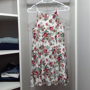 Loose and comfortable sleeveless dress